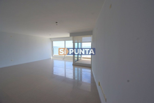 Imagen 6 de 20 de Playa Mansa , Edificio De Categoria , Excelente Vista !
