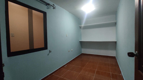 Casa Mas Apartamento Anexo En Residencias Don Juan En Venta