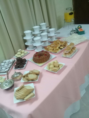 Imagen 8 de 12 de Mesa De Té Buffet A Domicilio