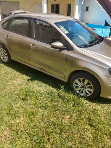 Volkswagen Polo 2016