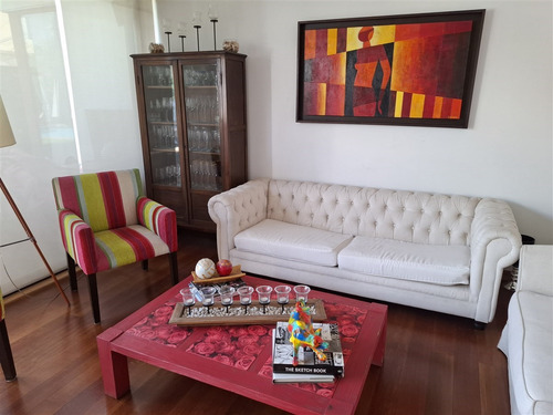 Casa En Arriendo De 4 Dorm. En Lo Barnechea