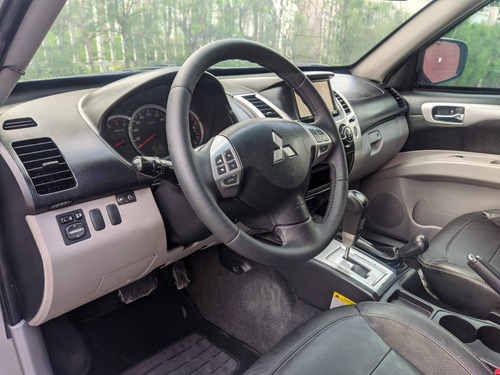 Imagem 5 de 12 de Mitsubishi Pajero Dakar 3.2 Hpe 4x4 7 Lugares 16v Turbo