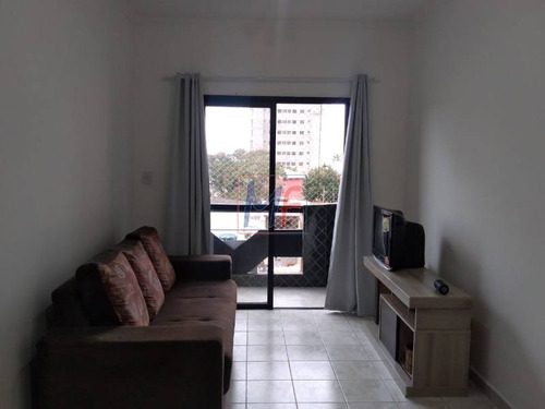 Imagem 3 de 12 de Ref 1290 Excelente Apartamento No Bairro Caiçara Em Frente Ao Mar, 300 Mts Da Praia Com 2 Dorms, Banheiro E 1 Vaga. Estuda Permutas. - 1290