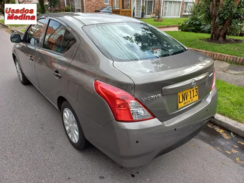 Nissan Versa 1.6 Drive