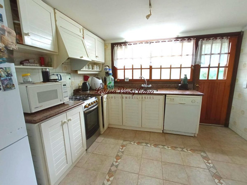 Imagen 9 de 17 de Casa En Venta Mas Consultorio Con Piscina Climatizada