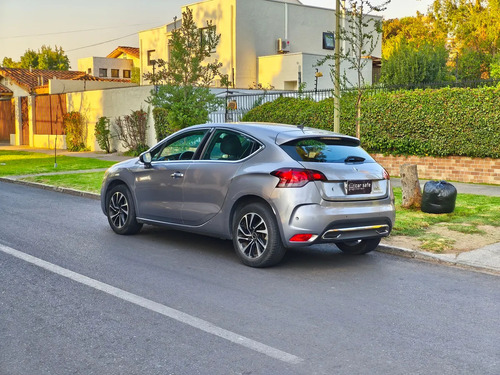 Ds Automobiles Ds4 1.6 Crossback Bluehdi So Chic At Diese...