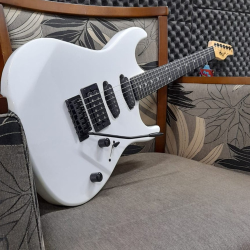 Imagem 6 de 7 de Guitarra Eletrica Tagima Modelo Tg-510 Branca