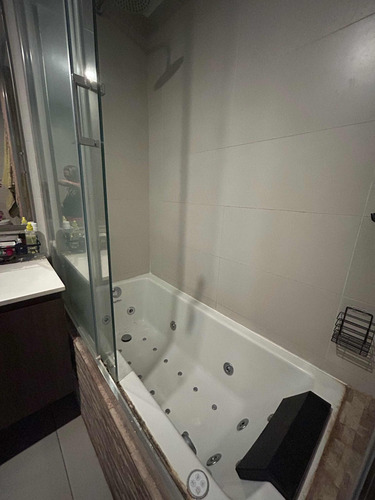Moderno Dpto Tipo Mariposa Con Jacuzzi, 1 Cuadra Del Metro
