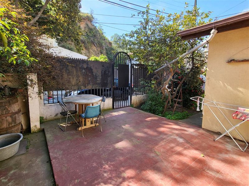 Casa En Venta De 6 Dorm. Limonares, Viña Del Mar