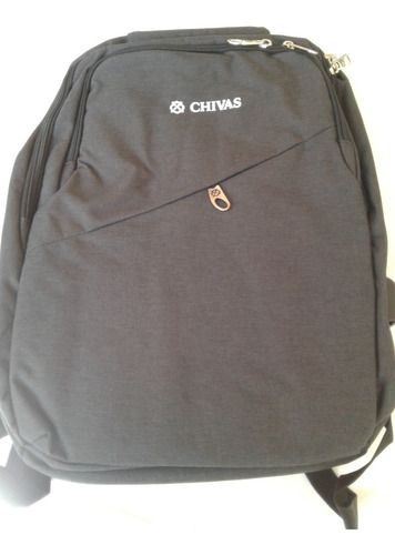 Mochila Para Laptops Notebook Marca Chivas Con Conector Usb 