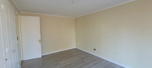 Depto. En Arriendo 4d + 3b + 2e + 1b - Flor De Azucena / Los