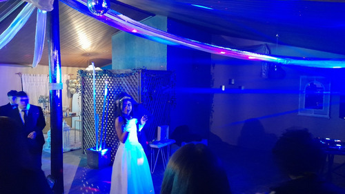 Imagen 8 de 10 de Servicio De Discoteca Alquiler De Equipos Parlante Luces Etc