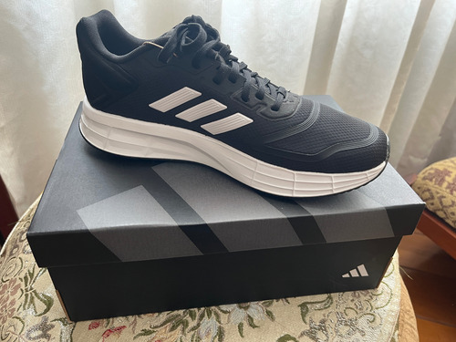 Zapatos adidas Originales Talla 41 Unisex Nuevos