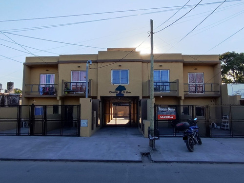 Imagen 2 de 10 de Departamento En Venta En José C Paz