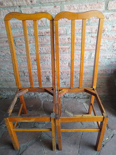 2. Cadeiras De Madeira Cerejeira