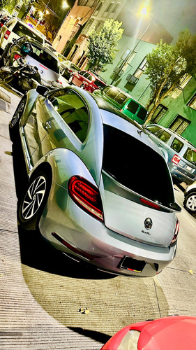 Volkswagen Beetle 2.5 Sound Mt