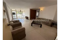 Comprar Rf Apartamento En Venta En La California Norte Para Remodelar En Excelentes Condiciones Y Con Muy Buena Ubicacion Muy Buena Oportunidad Agenda Tu Cita Precio Negociable