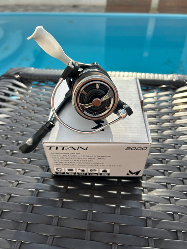 Molinete Marine Sports Titan 2000 7 Rolamentos Branco Direito/esquerdo