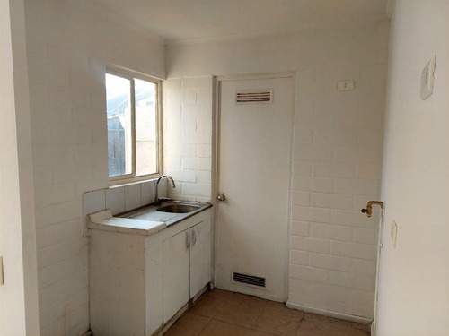 Casa En Venta De 3 Dorm. En Los Andes