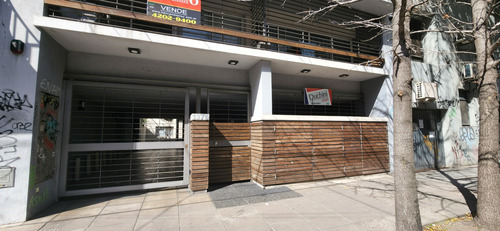 Venta - 2 Amb Al Fte C/balcon A Pasos De Estacion! Banfield