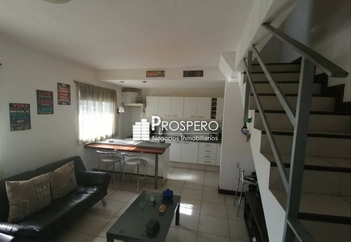 Va1433 Venta Apto Duplex 2 Dormitorios, Jacinto Vera