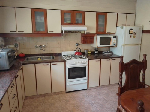 Imagen 4 de 30 de Excelente Propiedad 4 Amb. S/l 10x28m² Con Fdo. Libre C/quincho - Ramos Mejia
