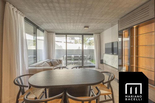 Departamento En Venta En Complejo 3300 Cabral Canning