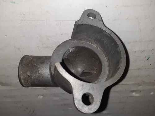 Toma De Agua Chevrolet Aveo (Usado)