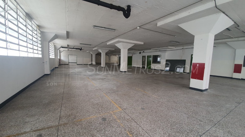 Imagen 13 de 22 de Deposito Oficina Planta Industrial En Alquiler Boleita Norte