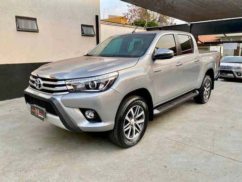 Toyota Hilux Srx 4x4 2.8 Tdi 16v Apenas 31 Mil Km