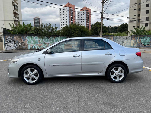 Imagem 10 de 14 de Toyota Corolla 2014 1.8 16v Gli Flex 4p