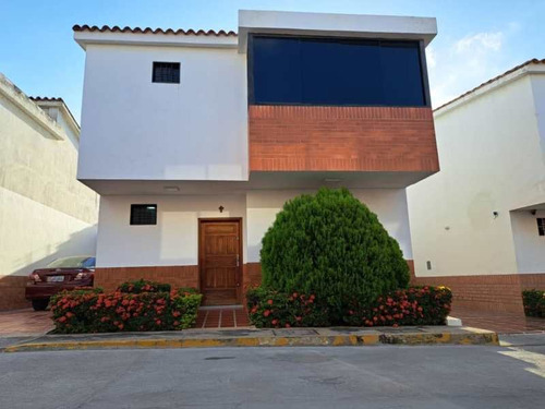 Townhouse Cumboto Norte, Puerto Cabello   Prth-024