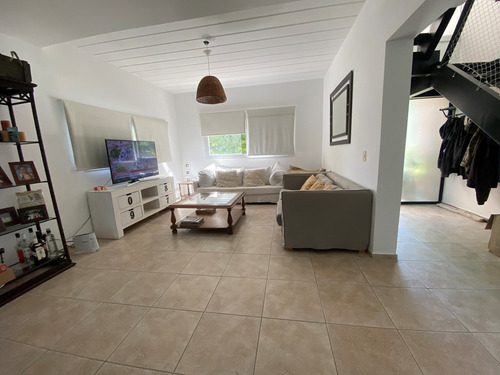 Imagen 4 de 23 de Imperdible Casa En Venta Barrio La Comarca, 3 Habitaciones Con Piscina!!!