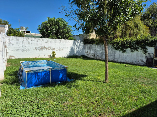 Casa En Venta - Barrio San Rafael 2 Dormitorios - Con Escritura
