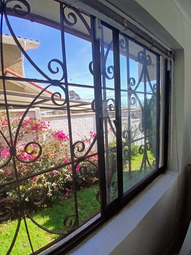 Venta Casa Solida En Los Romeros 4 Habitaciones 520mt2
