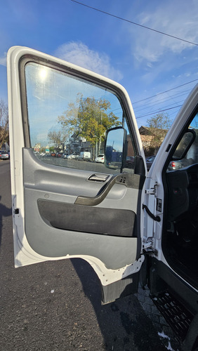 Mercedes Benz Accelo 815 Chasis Con Pala Hidráulica Año 2018