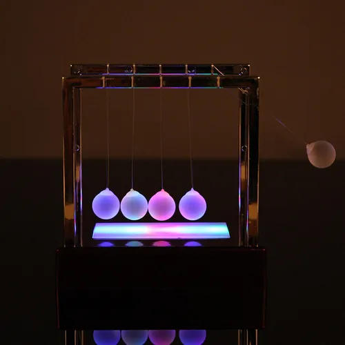 Bolas Oscilantes De Escritorio De Péndulo De Cuna Newtons