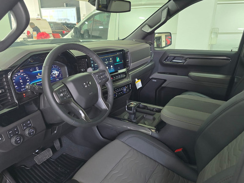 Chevrolet Cheyenne 6.2 Doble Cab Zr2 4X4 At