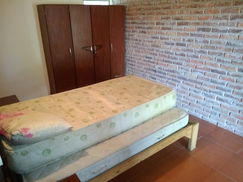 Casa 1 Dormitorio, Parrillero, Estufa A Lena , Amplio Terren