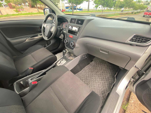 Imagen 7 de 13 de Toyota Avanza 1.5 Premium 99hp Mt 2015