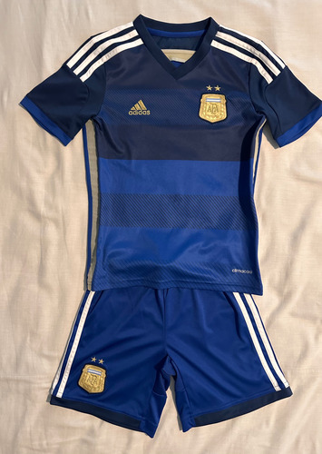 Remera Original Adidas Mundial 2014. Talle 10. (Usado)