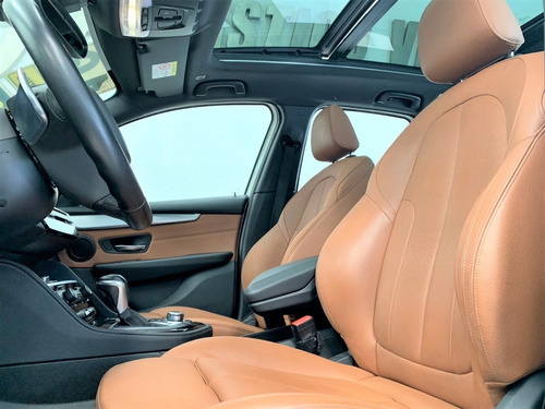 Imagem 11 de 15 de Bmw 225i