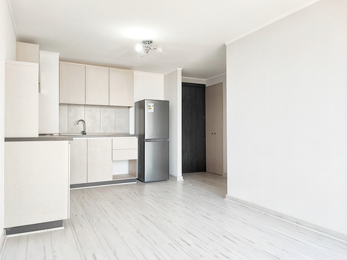 Edificio Av. Lo Ovalle (1 Est. 1 Bod.) Vista Norte Piso 4