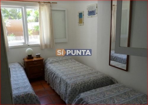 Imagen 6 de 10 de Casa En Venta - El Tesoro
