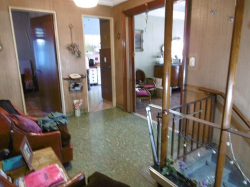 Vivienda Multifamiliar. 2 Ph C/ Entr Indep. + Cochera +local