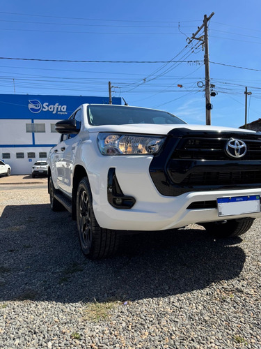 Toyota Hilux 2.8 Std Power Pack Cab. Dupla 4x4 Tdi 4p