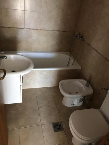 Imagen 8 de 11 de Depto 1 Dormitorio Con Cochera En Venta
