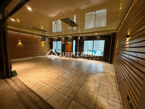 Espectacular Casa En Venta De 3 Dorm. En Lo Espejo