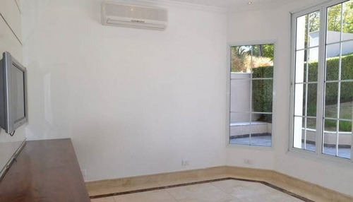Tamboré 03 - Casa 720m² - 4 Dormitórios Sendo 4 Suítes, 4 Vagas, Living Com Lareira, Espaço Gourmet Com Churrasqueira - Cncd081