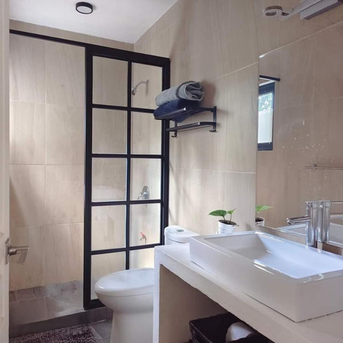 Casa En Venta En Colonia Los Ocotes, Tepoztlán, Morelos